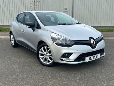 2017 RENAULT CLIO 1.5 DCI 90 PLAY 5DR 2017 67 RENAULT CLIO 1.5 DCI 90... photo