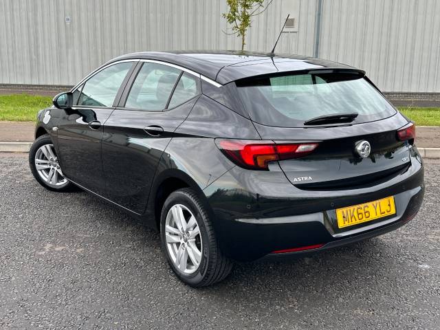 2016 Vauxhall Astra 1.6 CDTi 16V Design 5dr