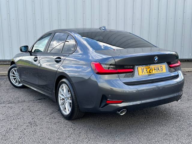 2021 BMW 3 Series 3.0 330d xDrive MHT Sport 4dr Step Auto