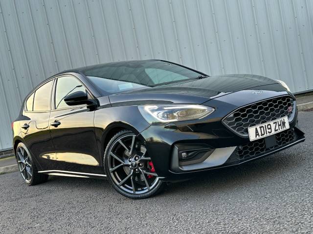 Ford Focus 2.0 EcoBlue 190 ST 5dr Hatchback Diesel Black