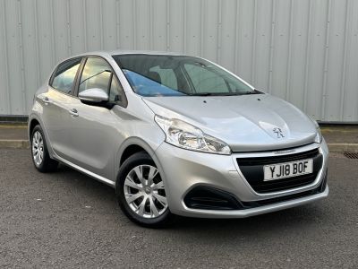 2018 PEUGEOT 208 208 ACCESS A C BLUE HDI 2018 68 PEUGEOT 208 208 ACCESS... photo