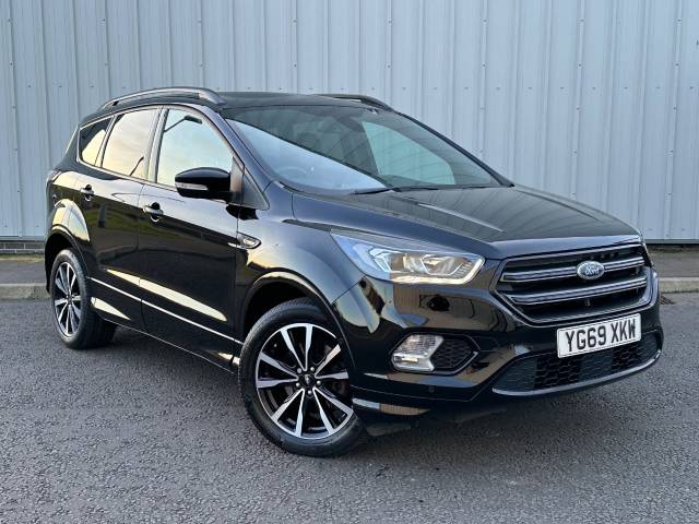 Ford Kuga 2.0 TDCi ST-Line 5dr Auto 2WD Hatchback Diesel Black