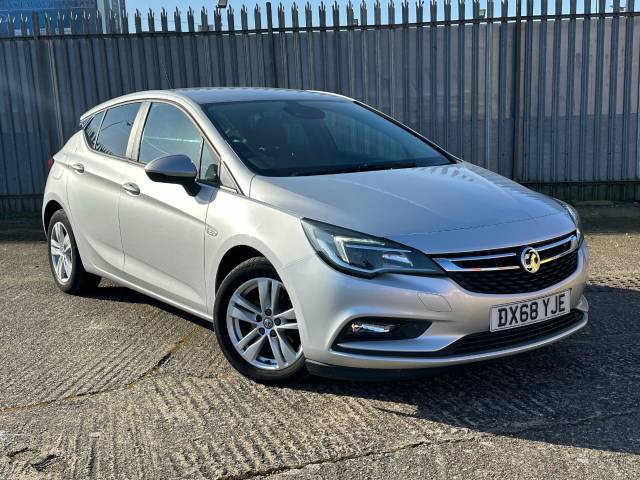 Vauxhall Astra 1.6 CDTi 16V ecoTEC Design 5dr Hatchback Diesel Silver
