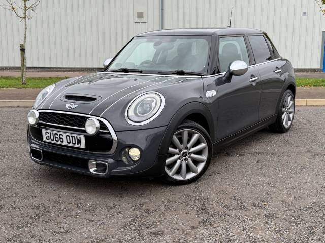 2016 Mini Hatchback 2.0 Cooper S D 5dr