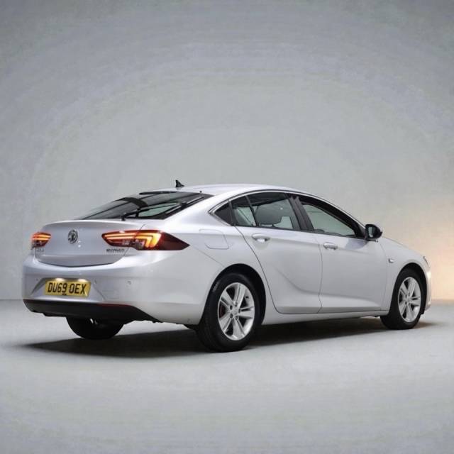 2019 Vauxhall Insignia 1.6 Turbo D ecoTec Tech Line Nav 5dr