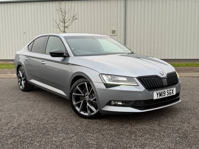 Skoda Superb 2.0 TSI 272 Sport Line Plus 4X4 5dr DSG Hatchback Petrol Grey