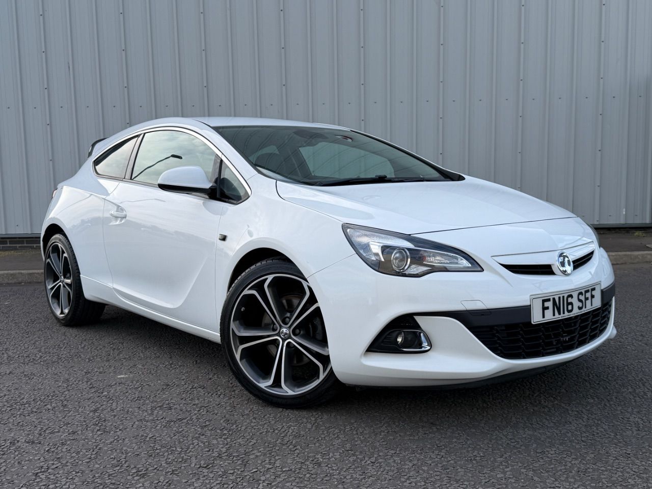2016 Vauxhall Gtc