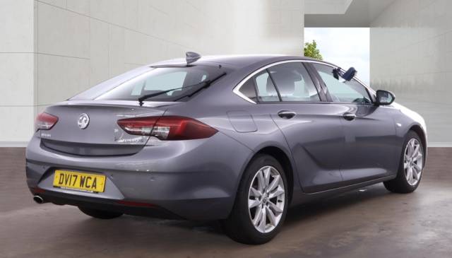 2017 Vauxhall Insignia 2.0 Turbo D Tech Line Nav 5dr