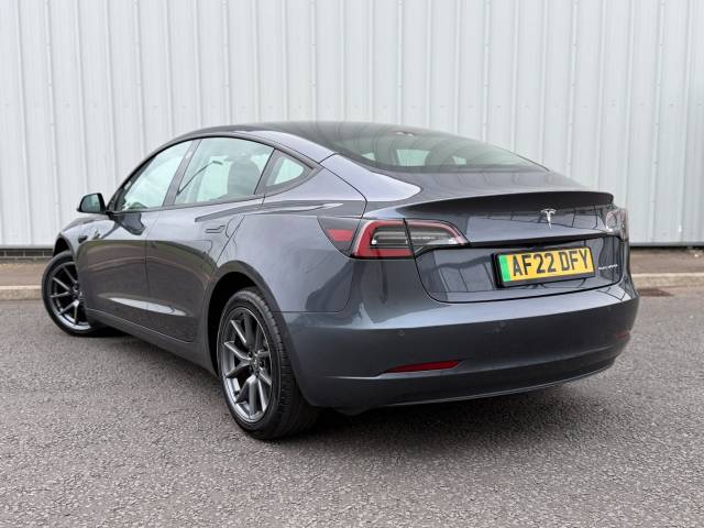 2022 Tesla Model 3 0.0 Long Range AWD 4dr Auto