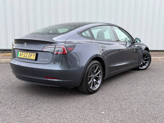 2022 Tesla Model 3 0.0 Long Range AWD 4dr Auto