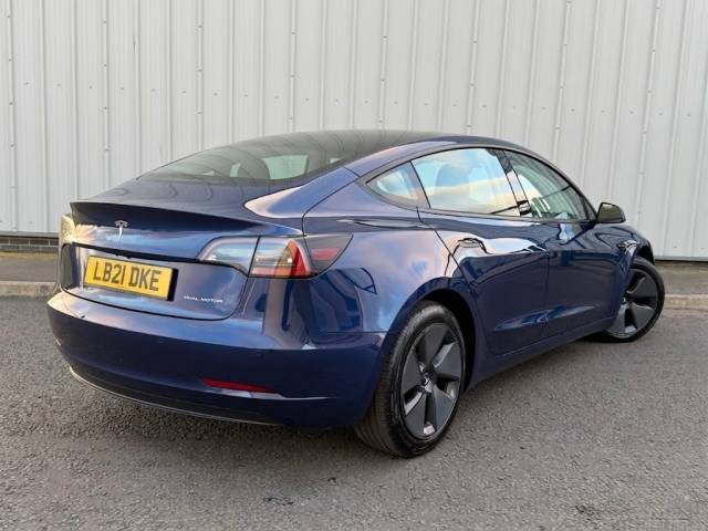 2021 Tesla Model 3 0.0 Long Range AWD 4dr Auto